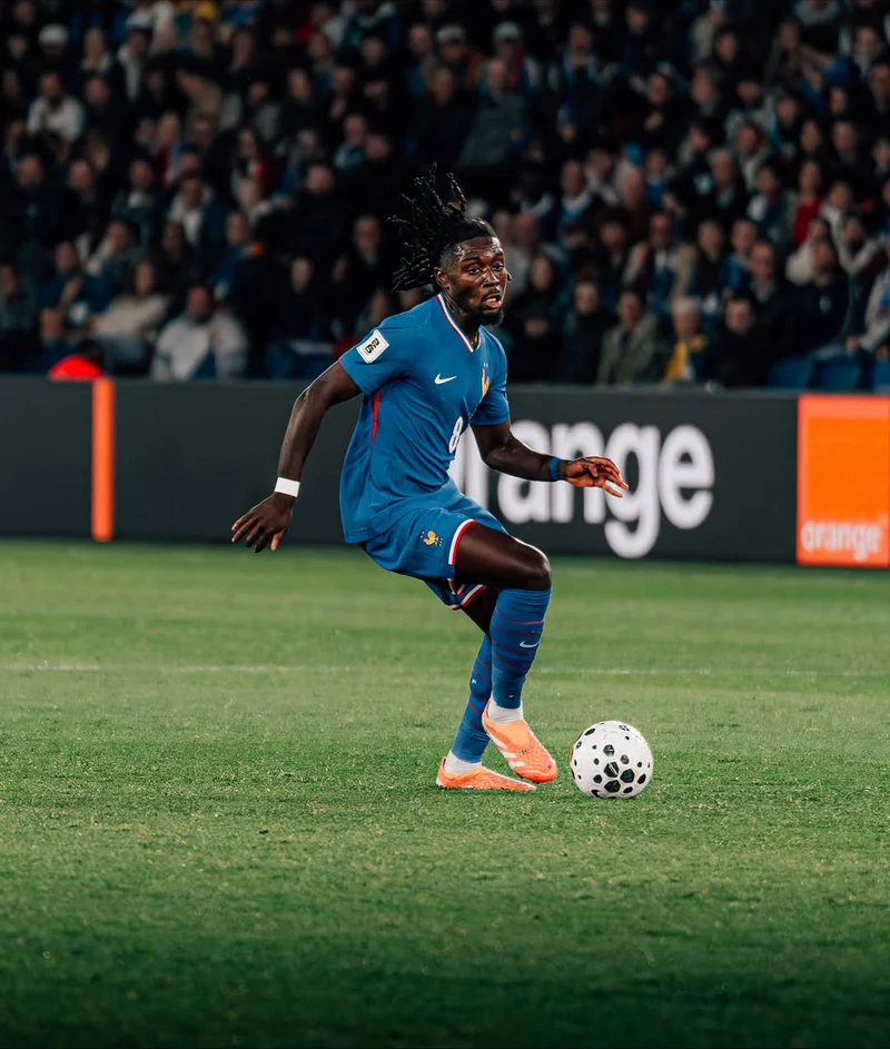 Hình ảnh cầu thủ Manu Koné 3