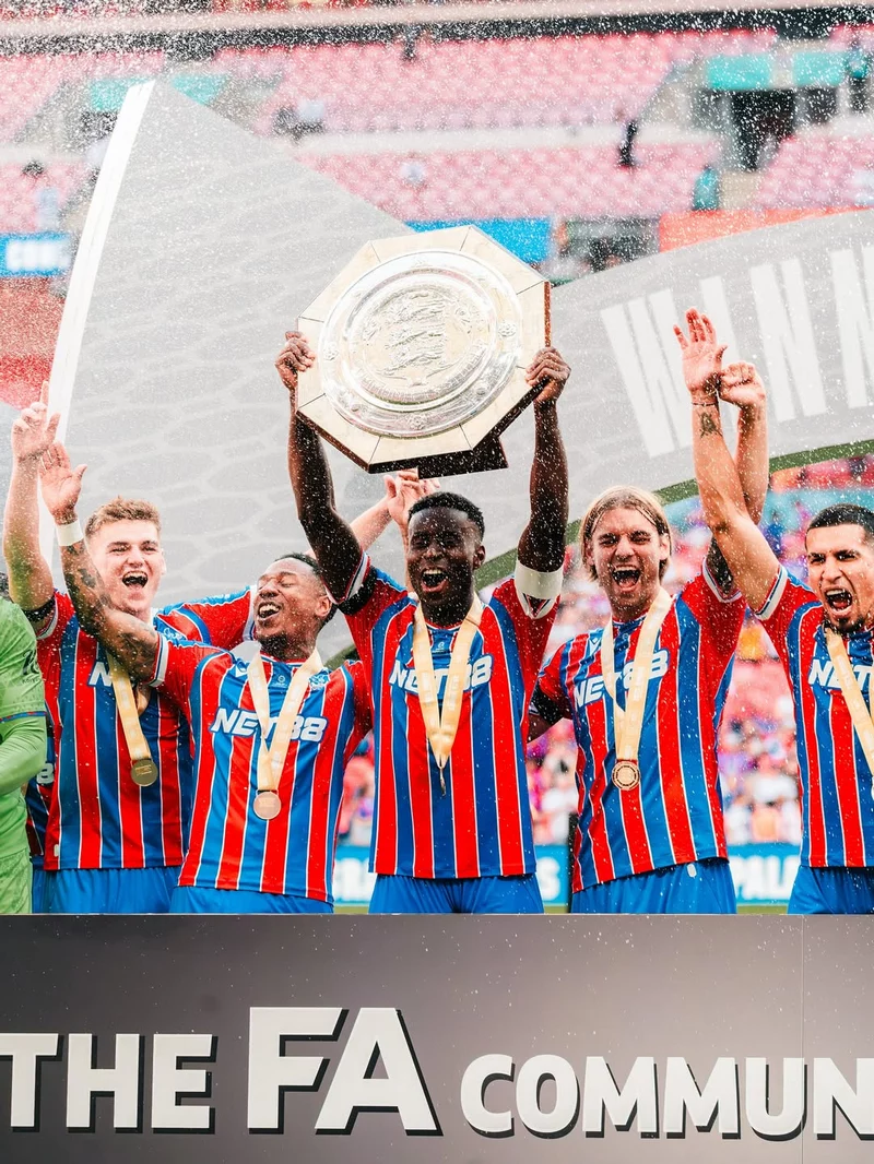 Hình ảnh cầu thủ Marc Guéhi 1