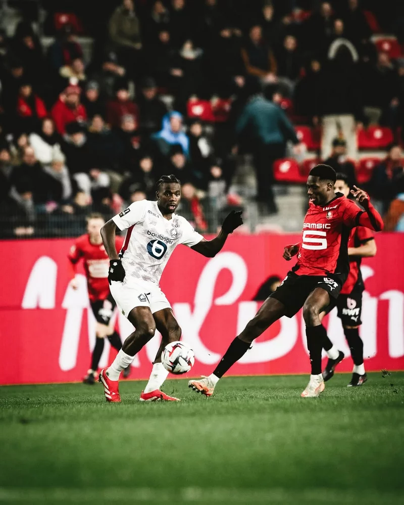 Hình ảnh cầu thủ Ngal’ayel Mukau 3