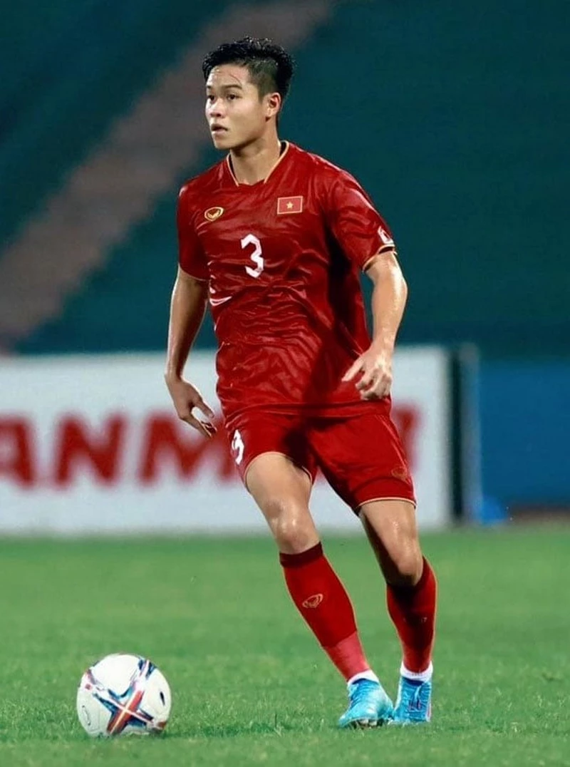 Hình ảnh cầu thủ Nguyễn Đức Anh 4