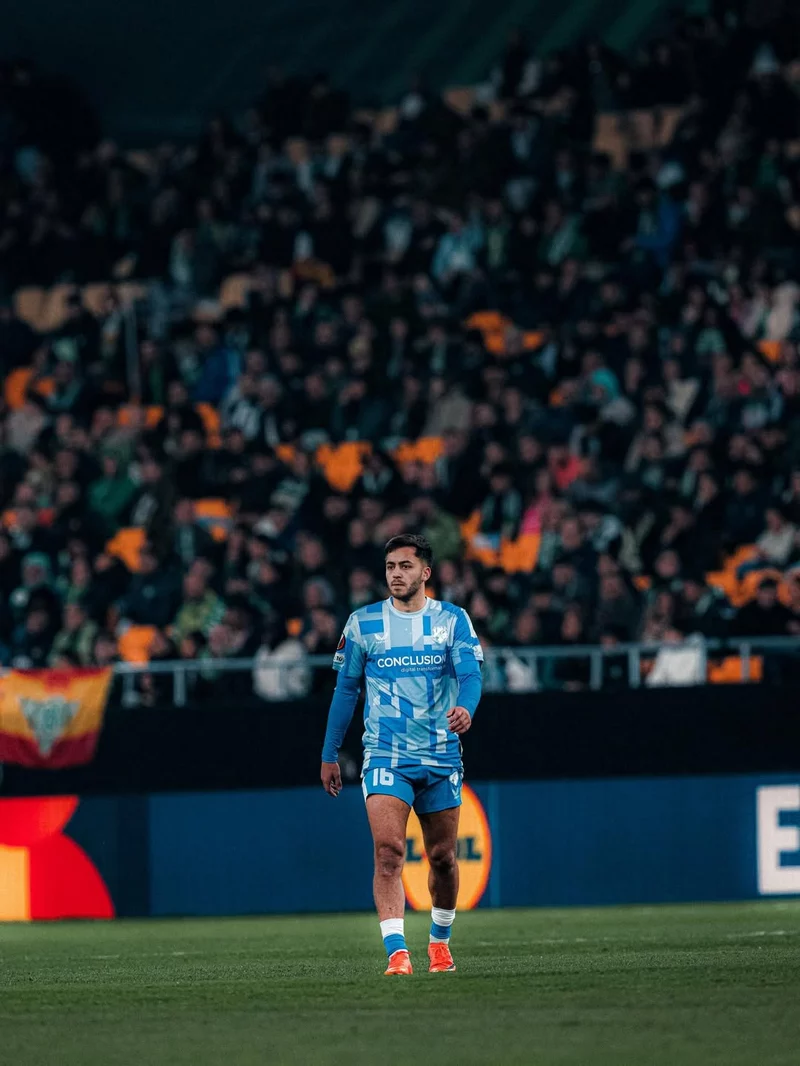 Hình ảnh cầu thủ Souffian El Karouani 4