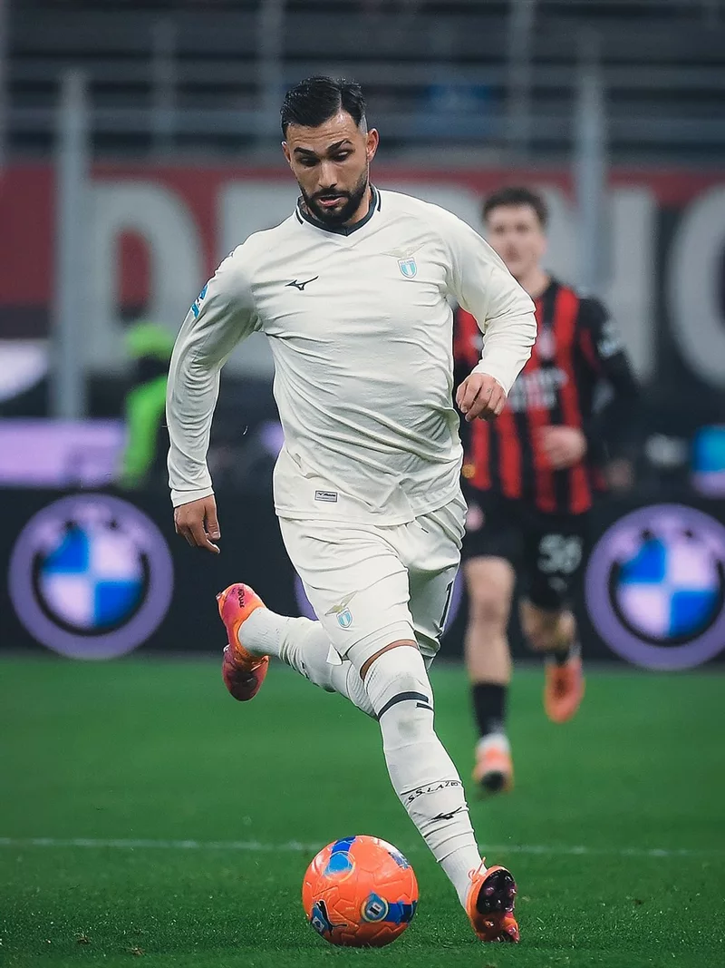 Hình ảnh cầu thủ Taty Castellanos 3