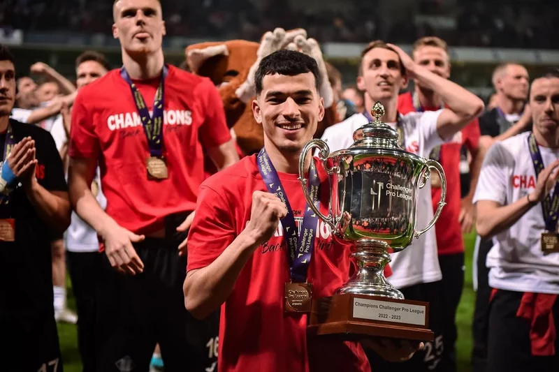 Hình ảnh cầu thủ Zakaria El Ouahdi 1